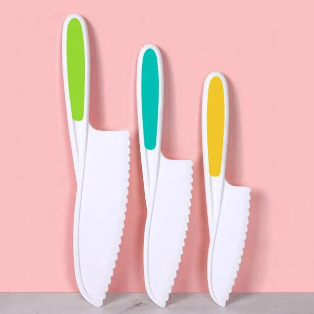 Plastic Knife Set with Toddler Knife, Peeler, Cookie Cutter, and Cutting Board - toy truth